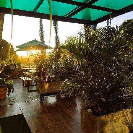 Hotel Recanto Verde Teresina de Goias Bagian luar foto